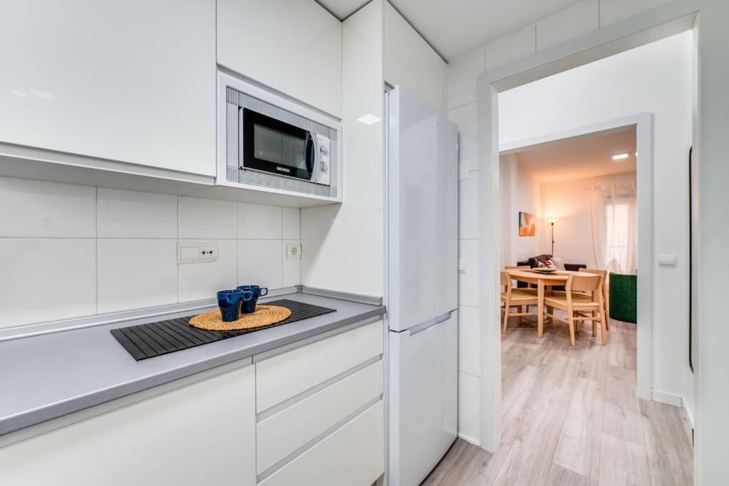 Apartment Chic In Heart Of Town Málaga